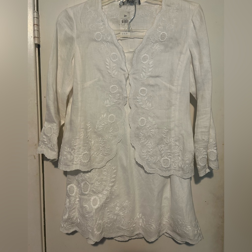 White Detailed Suit